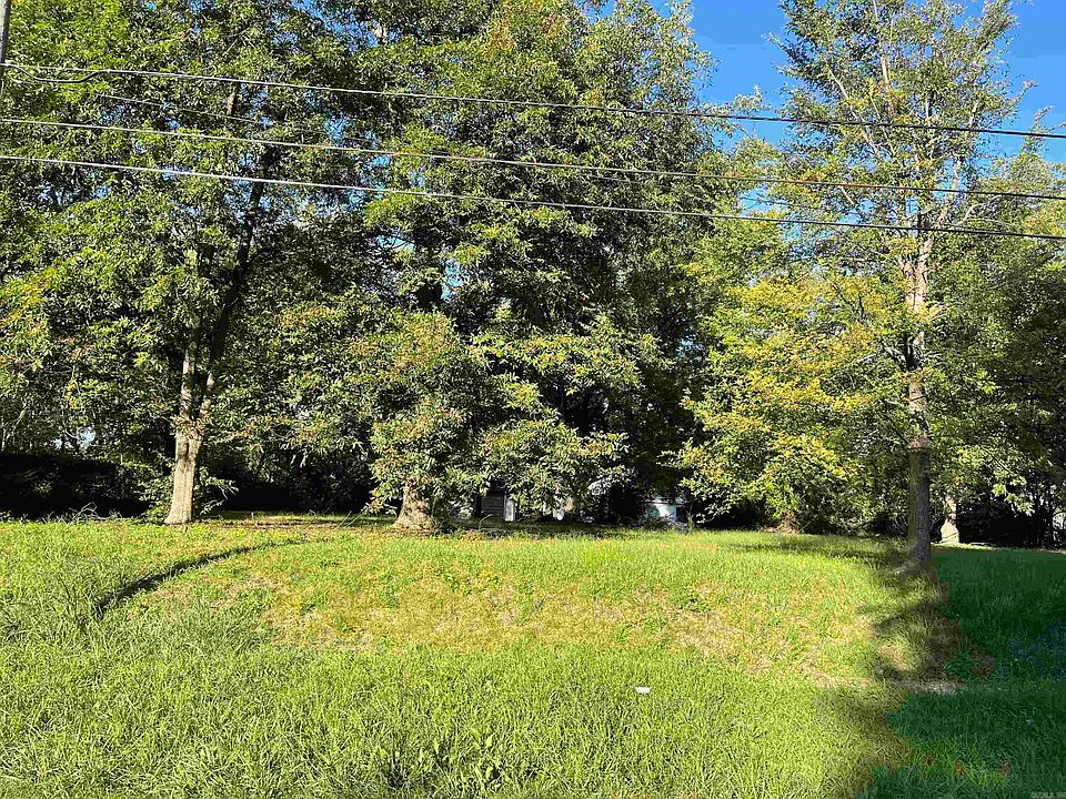 2nd image of 221 N Drake St #223