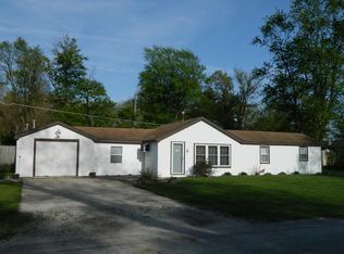 11743 N 330 E, Thayer, IN 46381