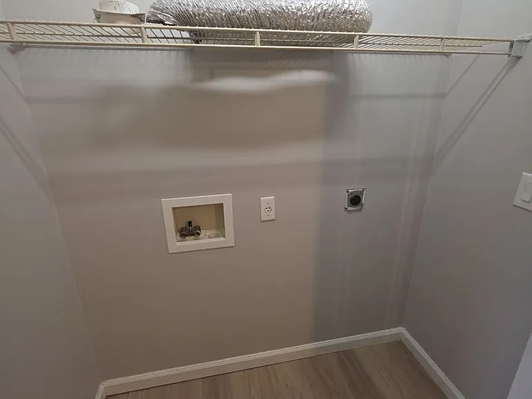 114 Judah Dr — Photo 5