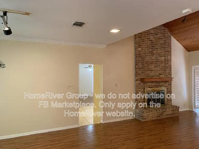 1602 Eagle Point — Photo 5