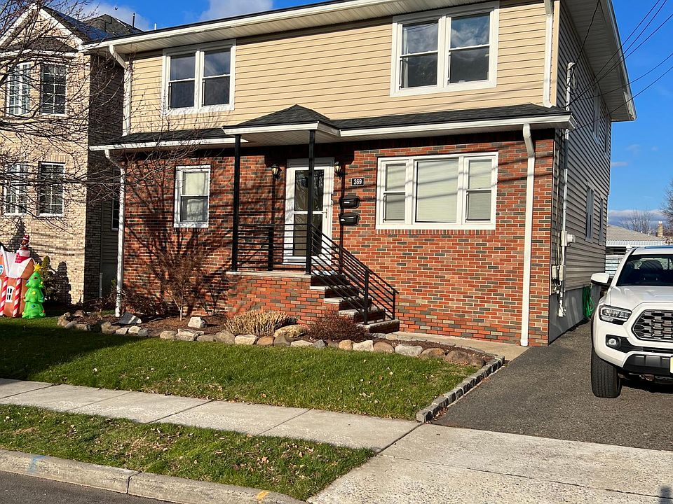 1st image of 369 Sanford Ave #2