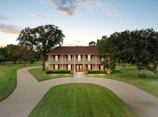 9300 Oakcrest Dr, Manvel, TX 77578