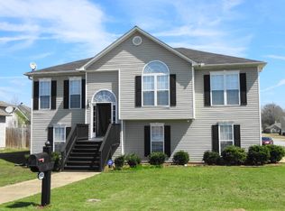 2902 Dotti Dr, Phenix City, AL 36870