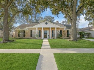 9039 Sandstone St, Houston, TX 77036