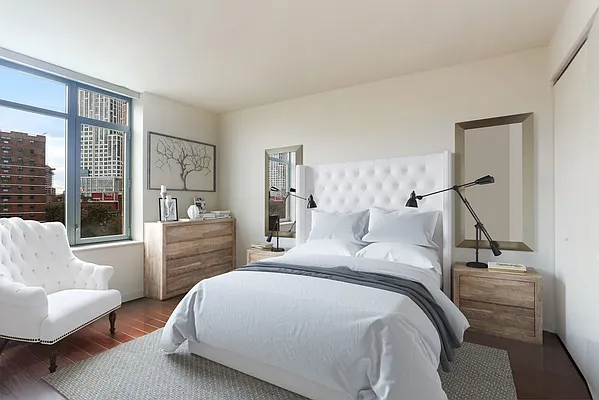 Rented by Red Apple Group | media 34