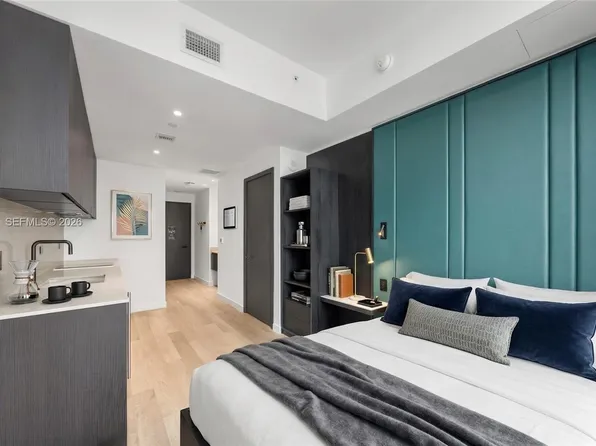 20 NE 11th St #2306B, Miami, FL 33132