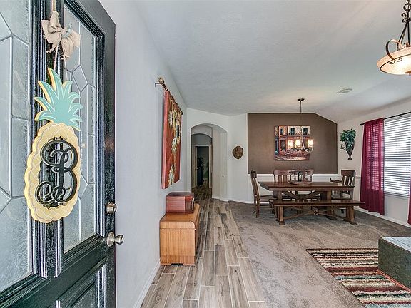 4th image of 5602 Brazos Springs Dr
