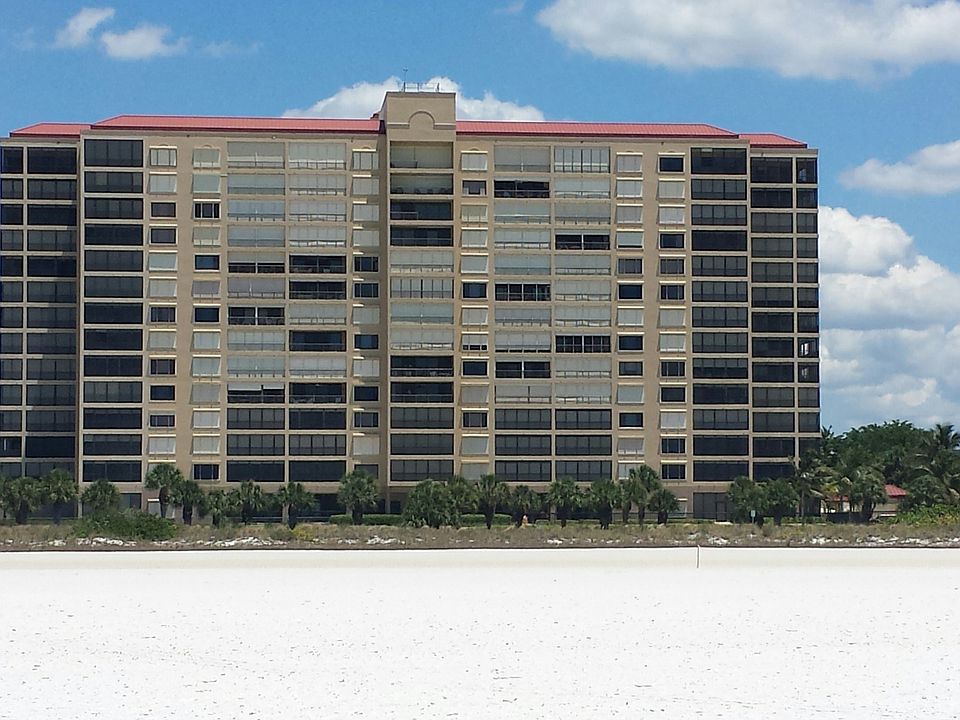 Crescent Beach Condominium