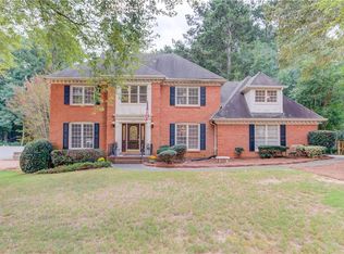 5464 Wedgewood Ct SW, Lilburn, GA 30047