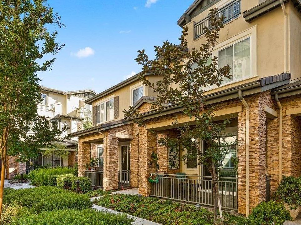 1st image of 2858 Paseo Ln