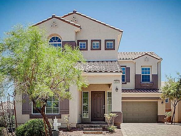 2nd image of 10609 Emerald Path Ave