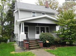 1651 Lauderdale Ave, Lakewood, OH
