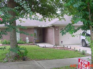 1647 Spring Oaks Ln, Jacksonville, FL 32221