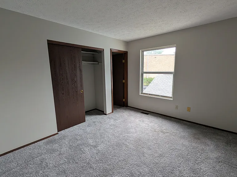3195 Gracemore Ave — Photo 13