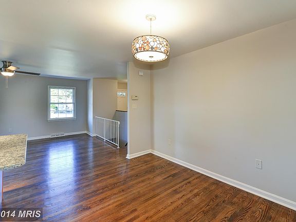 4th image of 3217 Groveton St