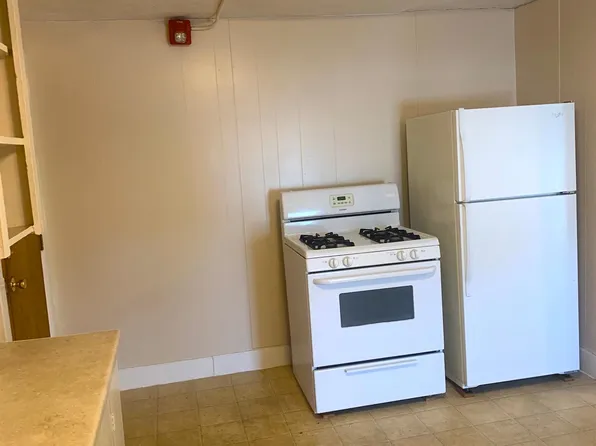 19 Jenks St, Central Falls, RI 02863