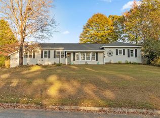 214 Finley Ave, Greer, SC 29651