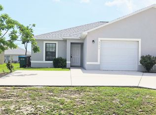 2916 NW 7th Pl, Cape Coral, FL 33993
