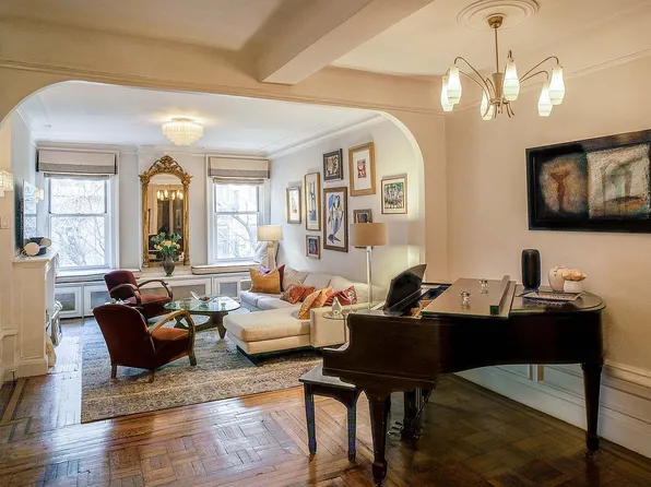 255 W 98th St APT 4B, New York, NY 10025