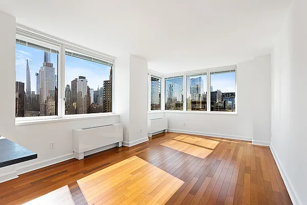 Rented by BLU Real Estate | media 26