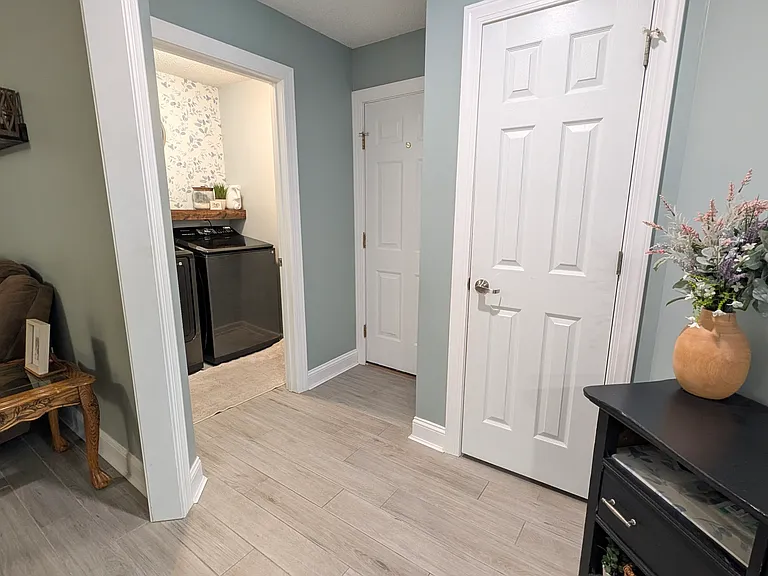 268 Carawan Ln — Photo 14