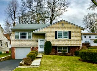 53 Jennings Rd, White Plains, NY 10605