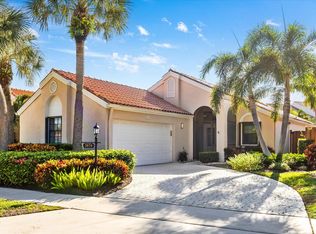 2674 La Lique Cir, Palm Beach Gardens, FL 33410