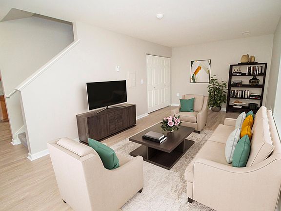 2nd image of 40536 Cinnamon Cir #0