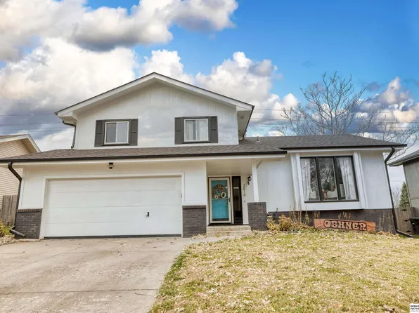 2616 N 131st Cir, Omaha, NE 68164