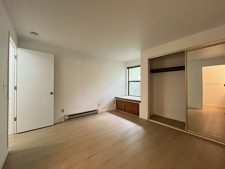 4634 SW Vermont St #4 — Photo 20
