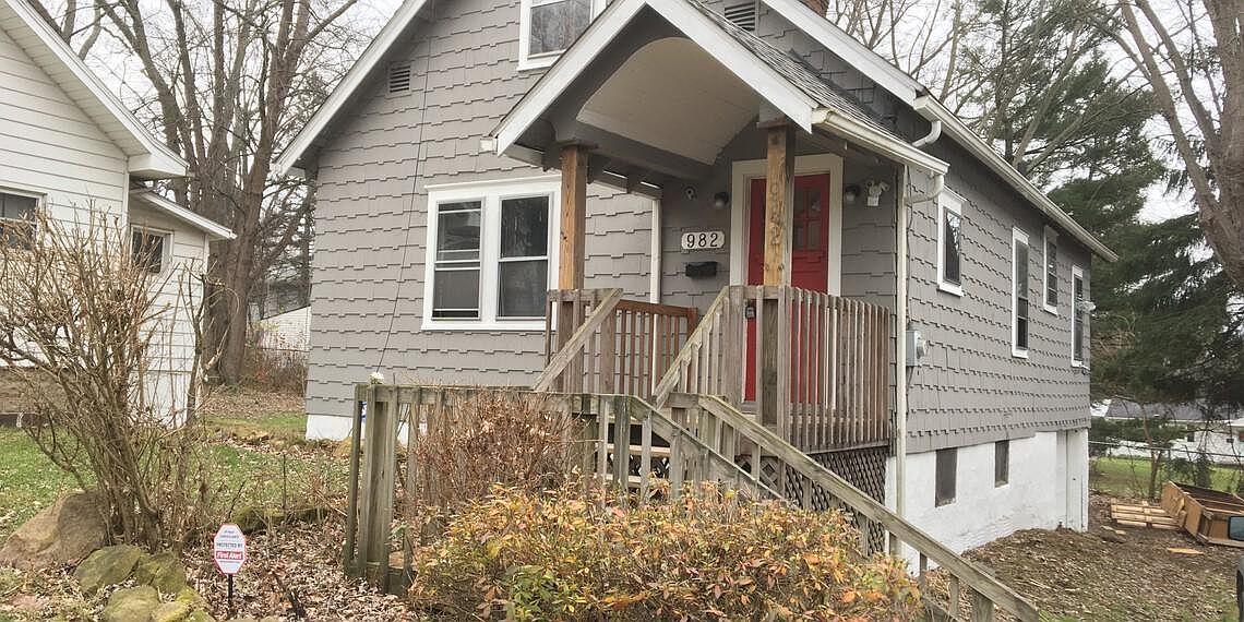 982 Harrison Ave, Akron, OH 44314 Zillow