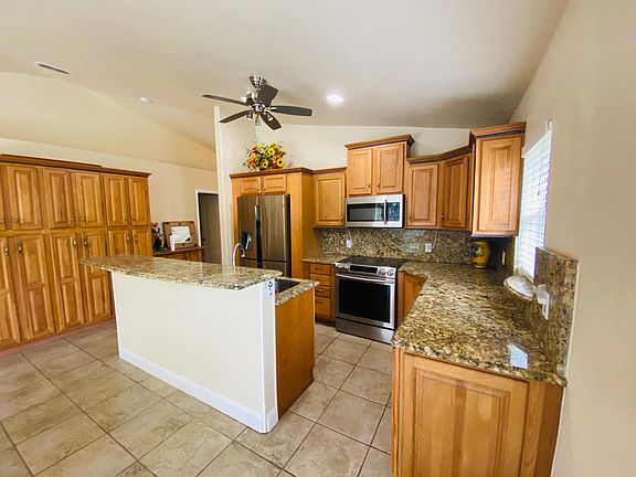 4th image of 114 Hightower Ave S #114