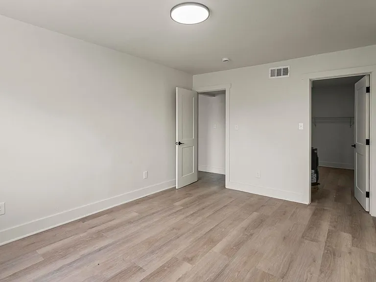 Greenway Trail Apartments — Photo 20