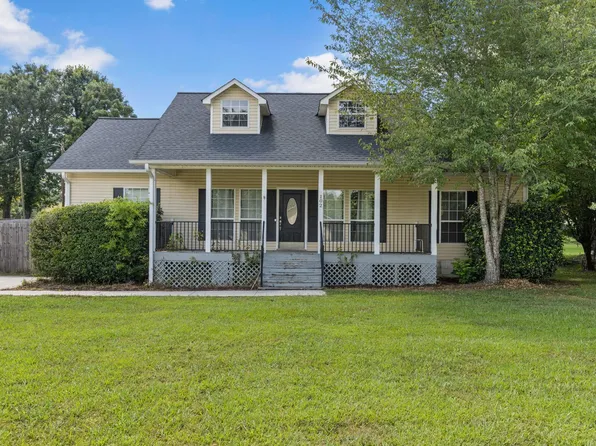 102 Helen Warren Vogel St NE, Hanceville, AL 35077