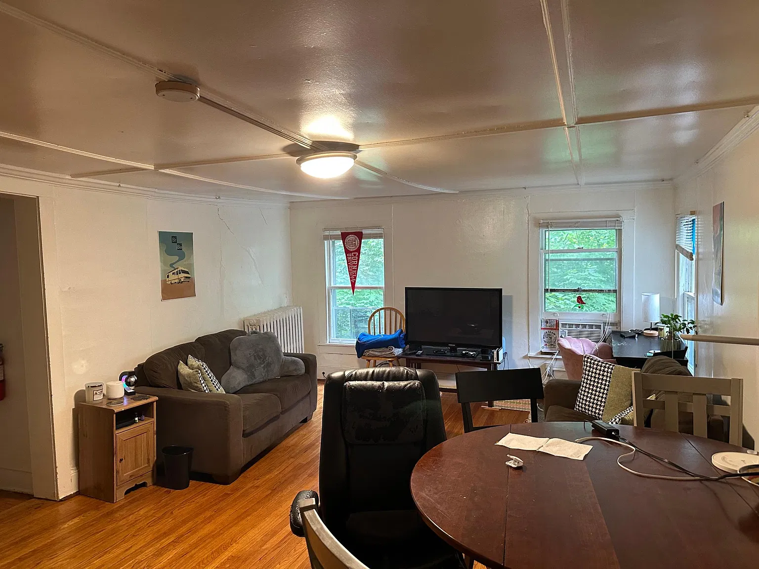 509 E Buffalo St — Photo 4