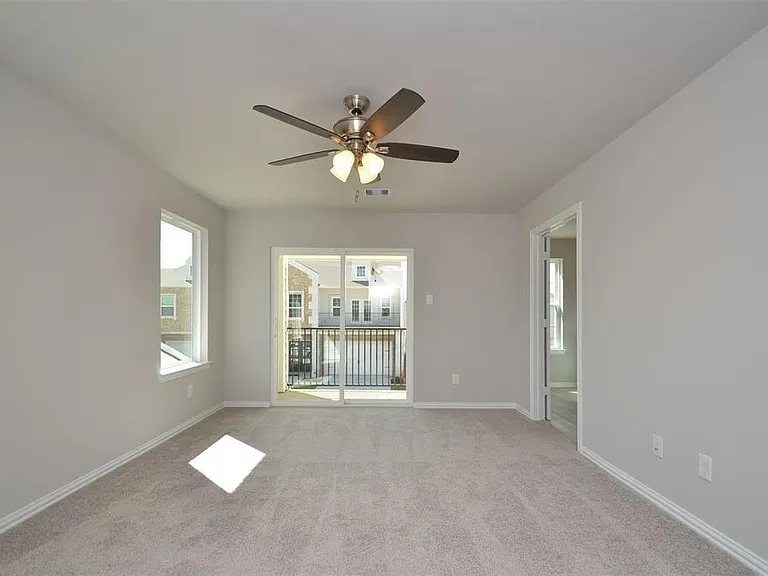 3210 Harmony Creek Ln — Photo 15
