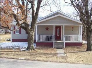 1744 Bedford Rd, Washington, IN 47501