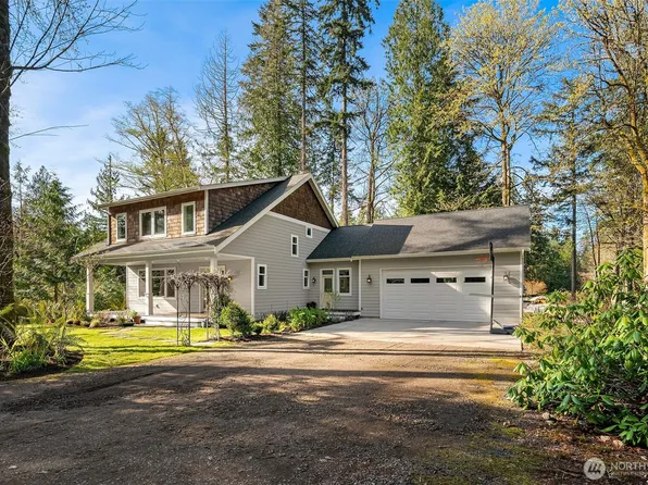 10060 NE Springwood Lane, Bainbridge Island, WA 98110