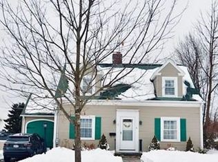 111 Airlie St, Worcester, MA 01606