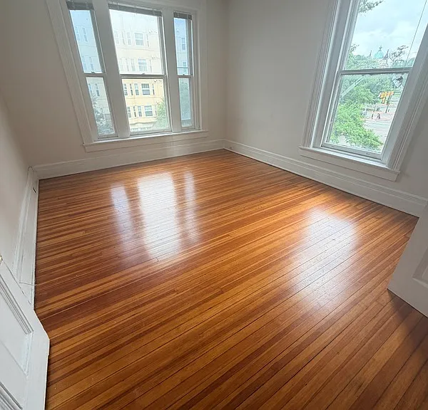 500 W Franklin St #7 — Photo 7