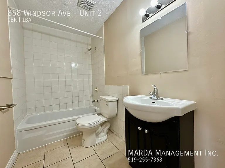 858 Windsor Ave #2 — Photo 7