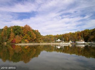 5947 Atteentee Rd, Springfield, VA 22150