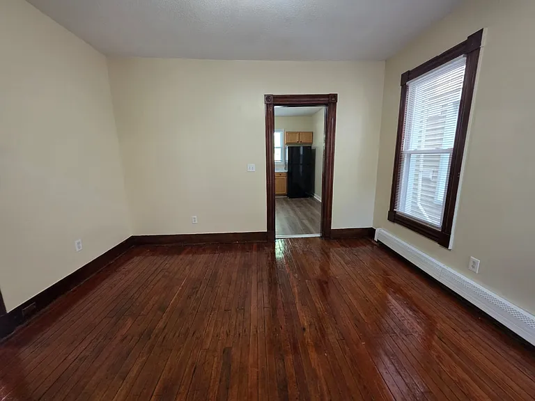 33 Carmel St #1B — Photo 8