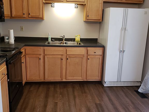 3rd image of 6209 Ellesmere Dr