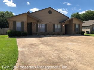 3703 Elliott St #B, Bryan, TX 77802