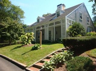 6 South Ln, Hingham, MA 02043