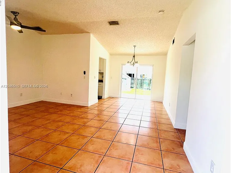 13065 SW 263rd Ter — Photo 3