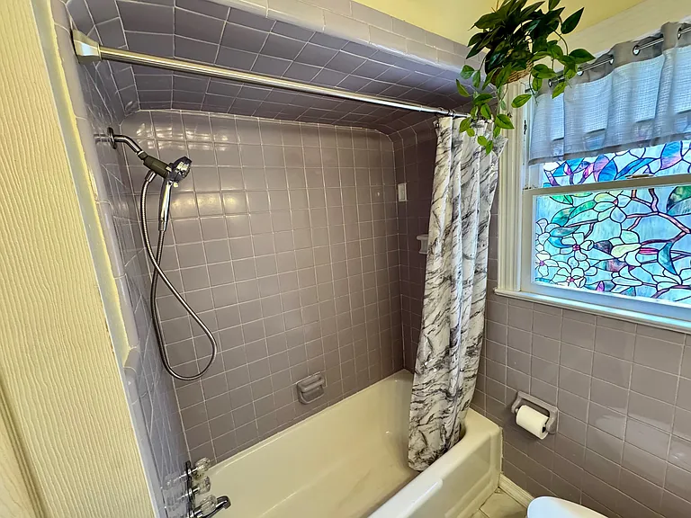 3102 College St — Photo 27