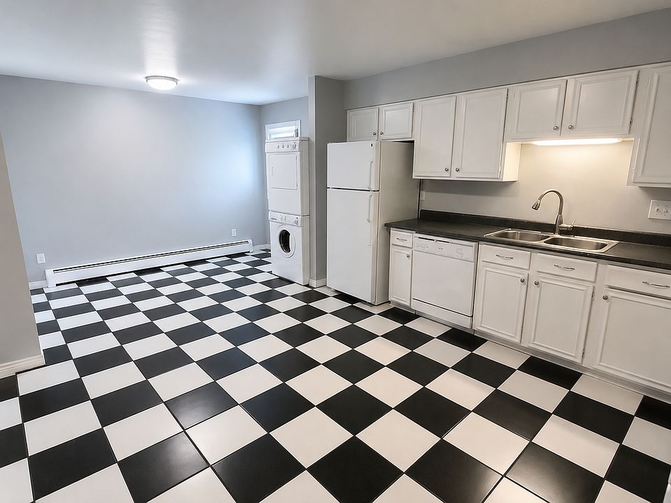 1st image of 4710 W 46th Ave #0