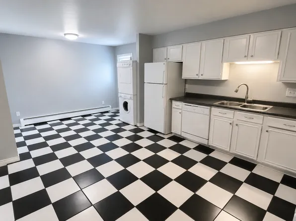 Bright & Beautiful 2-bedroom 1 Bath Across Berkeley Park and Lake, 4710 W 46th Ave, Denver, CO 80212